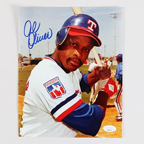 Al Oliver חתום תמונה 8 × 10 ריינג'רס - COA JSA - תמונות MLB עם חתימה