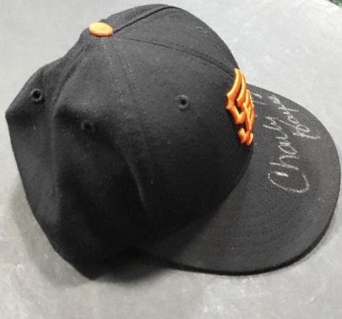 סן פרנסיסקו ענקים עידן חדש כובע MLB אותנטי 5950 7 5/8 צ'רלי הייז חתום - כובעים עם חתימה